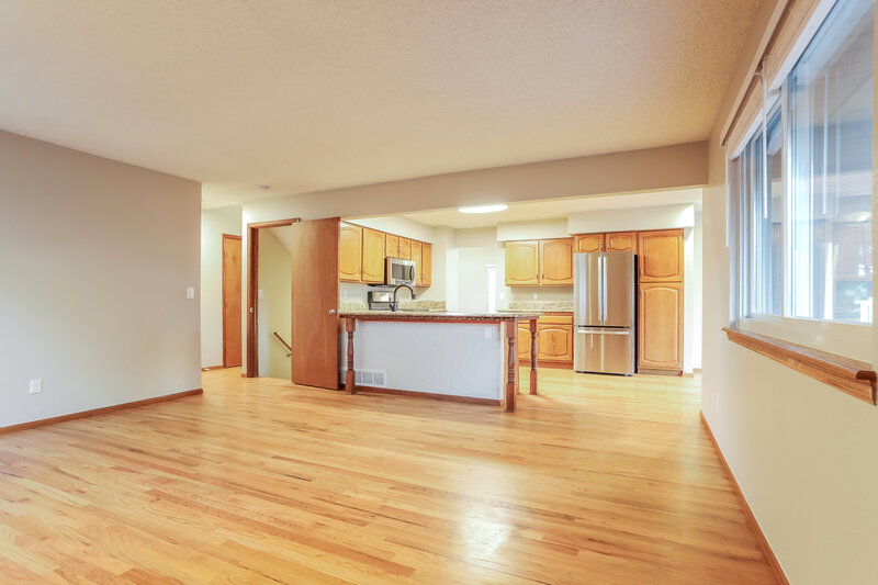 3,305/Mo, 5002 N Blazingstar Trl Castle Rock, CO 80109 Family Room View 2