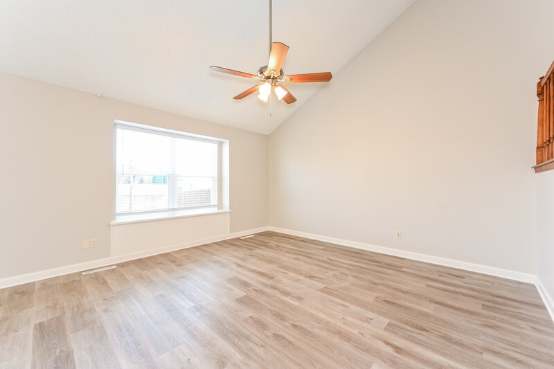 2,580/Mo, 3936 S Flanders Way Aurora, CO 80013 Family Room View