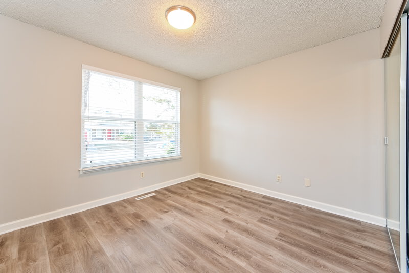 2,580/Mo, 3936 S Flanders Way Aurora, CO 80013 Bedroom View