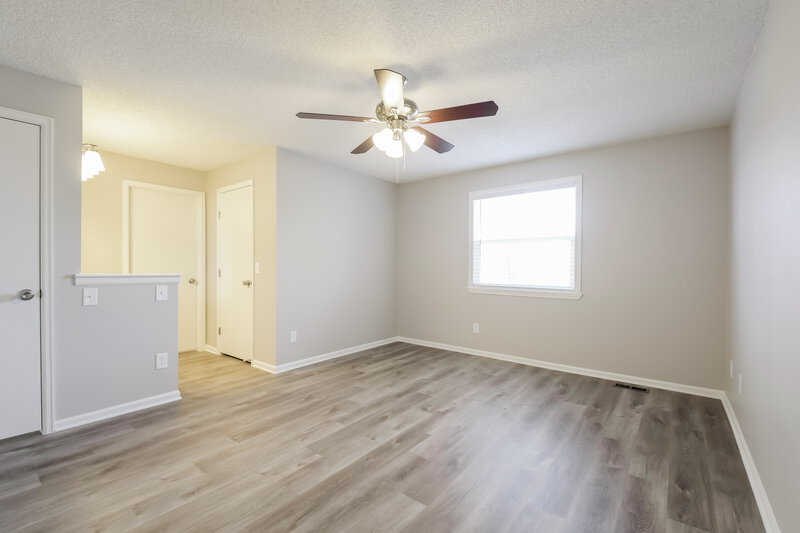 2,690/Mo, 19401 E Navarro Dr Aurora, CO 80013 Family Room View