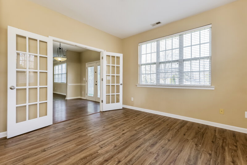 2,005/Mo, 3896 Turnberry Park Dr Pfafftown, NC 27040 Dining Room View