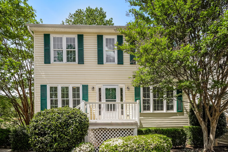 1,955/Mo, 221 Guinevere Ct Winston-Salem, NC 27104 External View