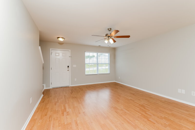 1,735/Mo, 5095 Joshua Way Ln Ne Winston-Salem, NC 27105 Living Room View