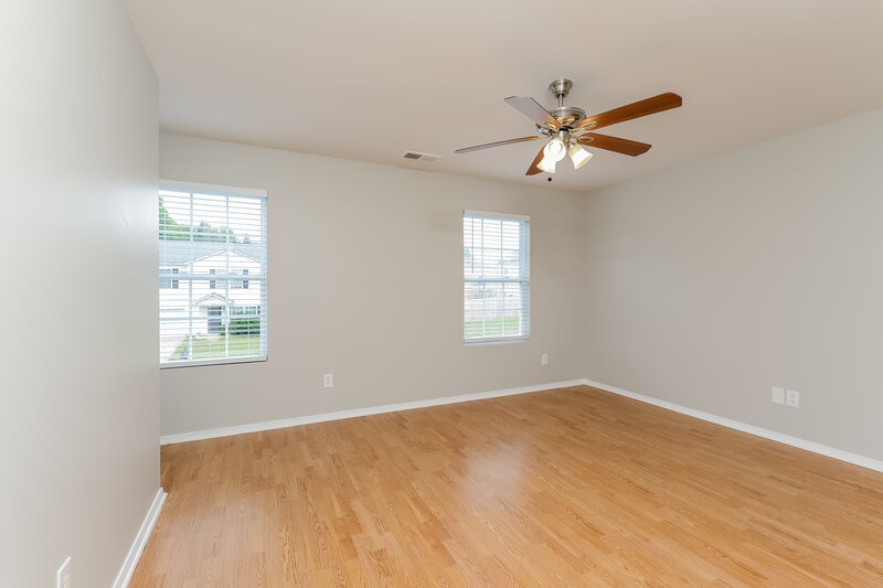 1,735/Mo, 5095 Joshua Way Ln Ne Winston-Salem, NC 27105 Main Bedroom View 2