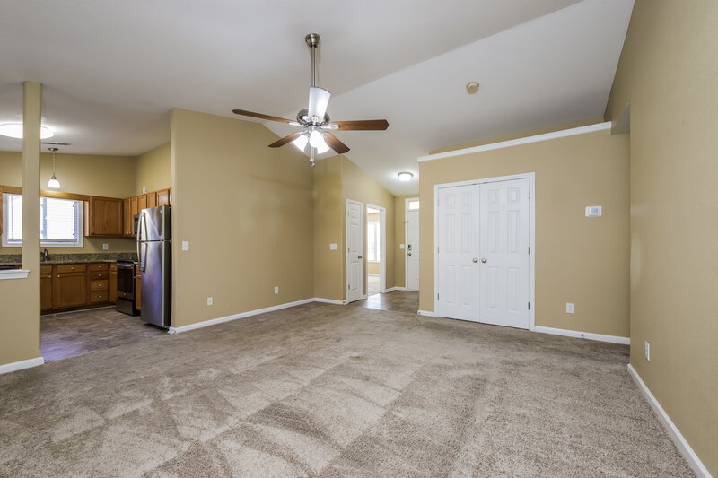 1,715/Mo, 2012 Embark Dr Winston-Salem, NC 27107 Living Room View 2