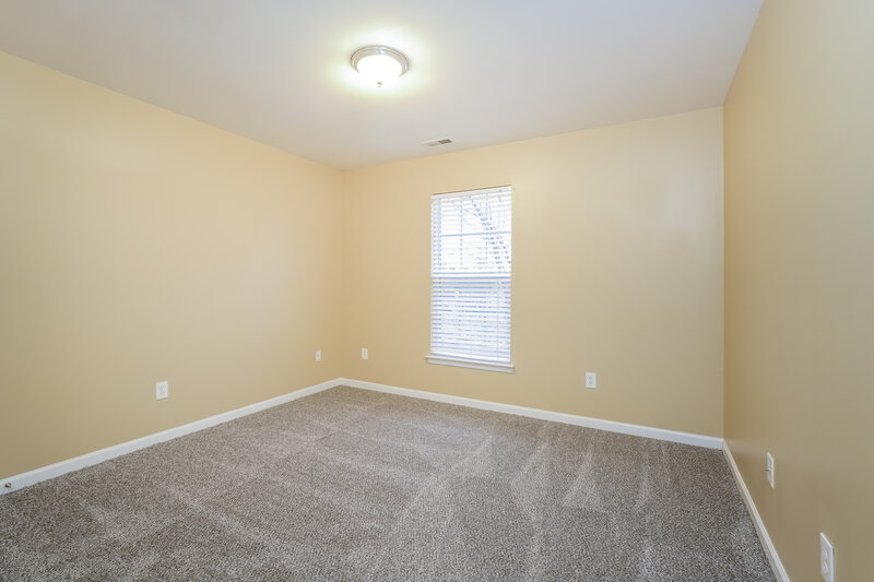 1,700/Mo, 125 Chaftain Dr Winston-Salem, NC 27107 Bedroom View 2