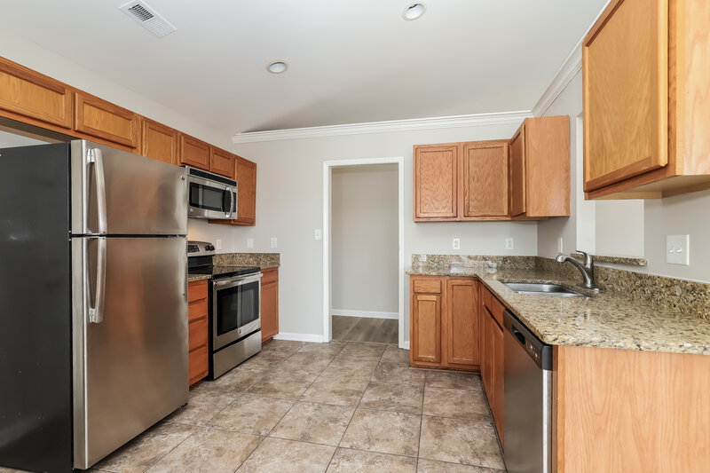 1,550/Mo, 2459 Joshua Ln Winston-Salem, NC 27127 Kitchen View 3