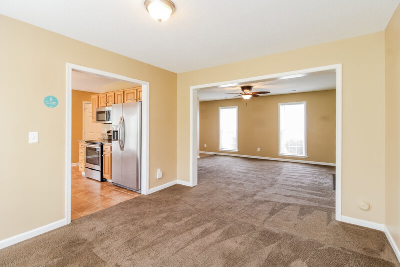 1,975/Mo, 2424 Glen Laurel Dr Greensboro, NC 27406 Misc View 2
