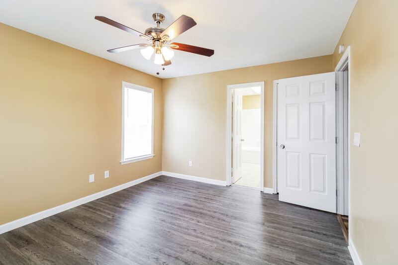1,975/Mo, 2424 Glen Laurel Dr Greensboro, NC 27406 Misc View 7