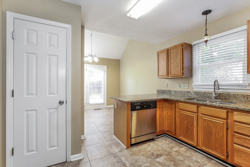 1,795/Mo, 7 Planters Wood Trail Greensboro, NC 27407 Misc View 6