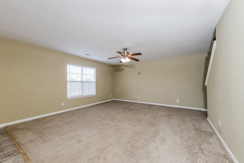 1,805/Mo, 773 Runningbrook Ln Rural Hall, NC 27045 Living Room View