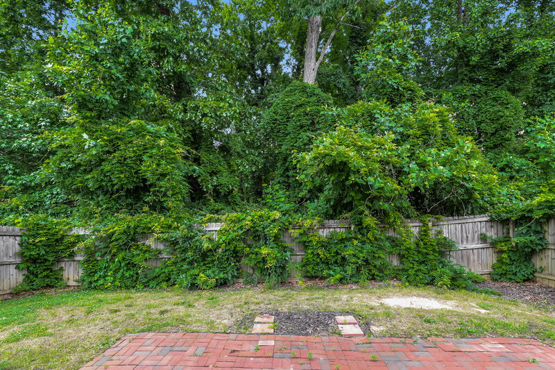 1,785/Mo, 4117 Field Crossing Dr Winston-Salem, NC 27107 Rear View 2