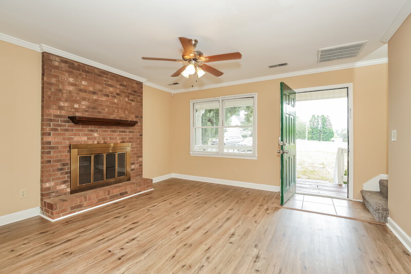 1,660/Mo, 1940 Astoria Ct Winston-Salem, NC 27127 Misc View