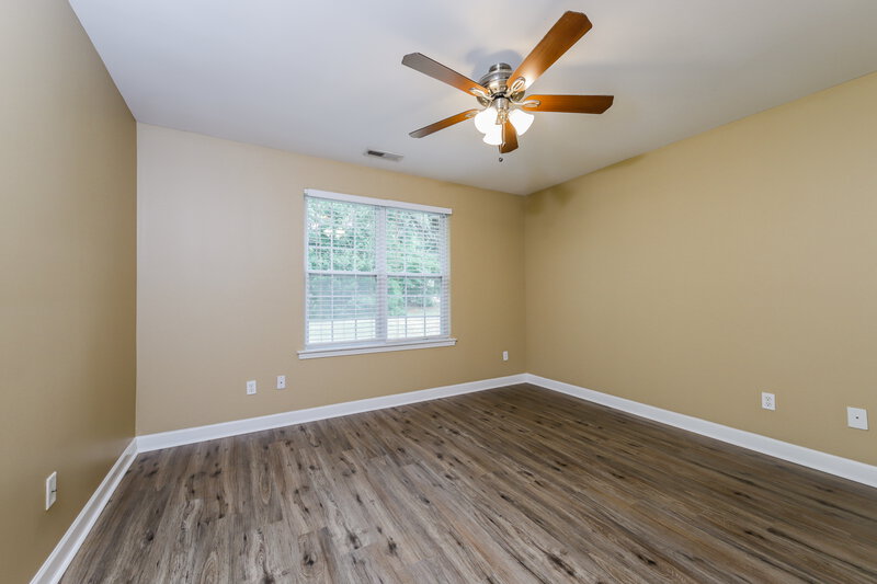 1,785/Mo, 296 Konnoak Village Circle Winston-Salem, NC 27127 Main Bedroom View