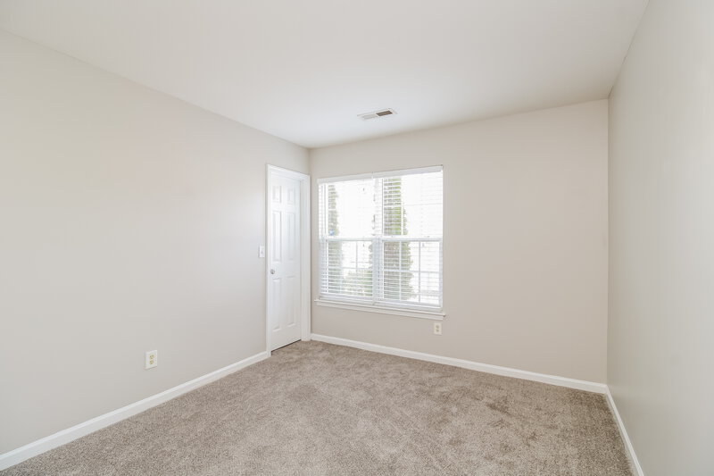 1,595/Mo, 1930 Hanna Trace Winston-Salem, NC 27127 Bedroom View 3