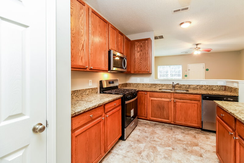 1,895/Mo, 4900 Mystic Oak Dr Browns Summit, NC 27214 Kitchen View