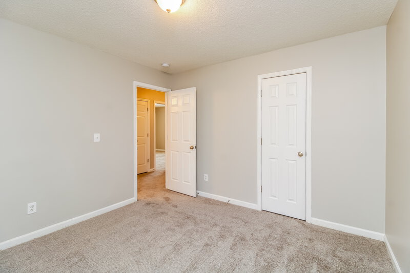 1,895/Mo, 4900 Mystic Oak Dr Browns Summit, NC 27214 Bedroom View 3