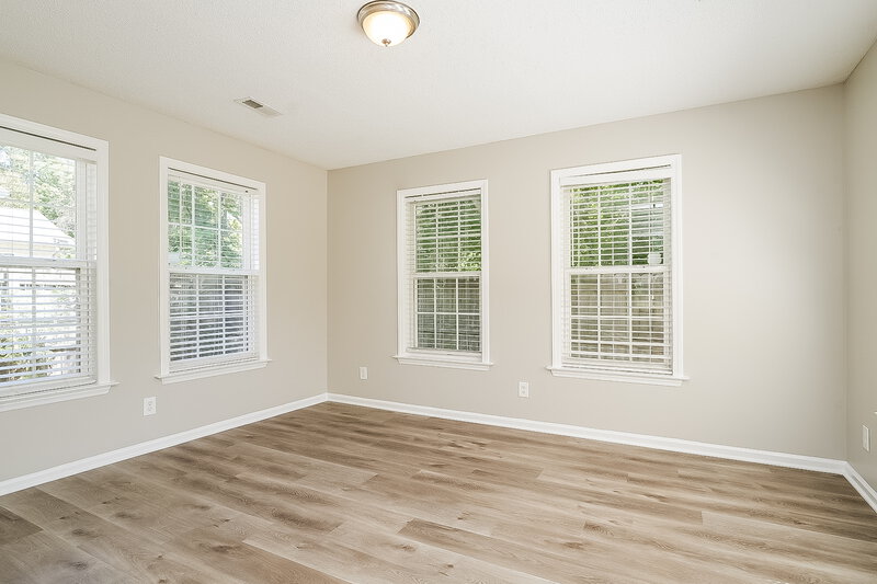 1,795/Mo, 609 Herman Gist Rd Greensboro, NC 27401 Dining Room View