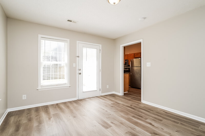 1,795/Mo, 609 Herman Gist Rd Greensboro, NC 27401 Dining Room View 2