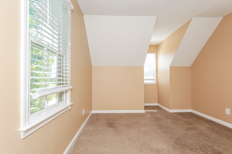 1,755/Mo, 3900 Lois St Winston-Salem, NC 27127 Bedroom View