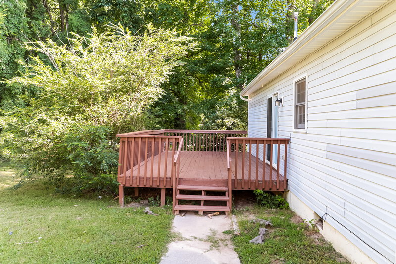 1,755/Mo, 3900 Lois St Winston-Salem, NC 27127 Rear View