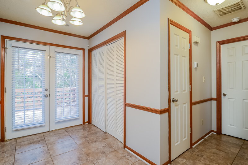 1,645/Mo, 1600 Caspian Way Ln Winston-Salem, NC 27127 Dining Room View