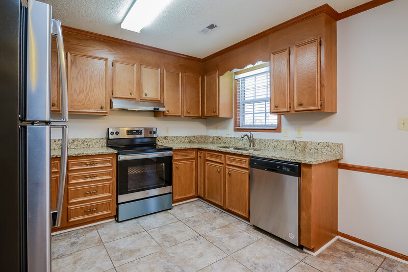 1,645/Mo, 1600 Caspian Way Ln Winston-Salem, NC 27127 Kitchen View