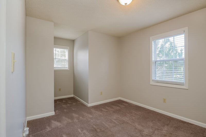1,645/Mo, 1600 Caspian Way Ln Winston-Salem, NC 27127 Bedroom View 2
