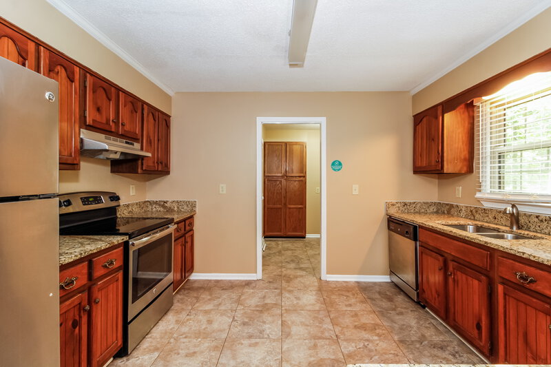1,855/Mo, 7163 Smokerise Ln Kernersville, NC 27284 Kitchen View