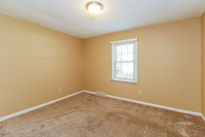 1,855/Mo, 7163 Smokerise Ln Kernersville, NC 27284 Bedroom View