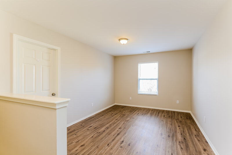 1,740/Mo, 4387 Joseph Samuels Dr Winston-Salem, NC 27105 loft View