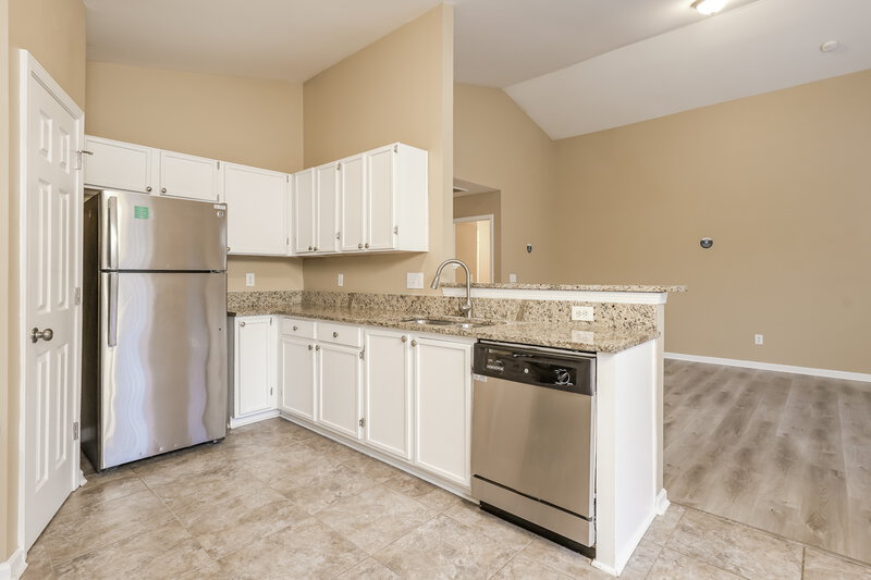 1,650/Mo, 3770 Thornaby Circle Winston-Salem, NC 27107 Kitchen View 3