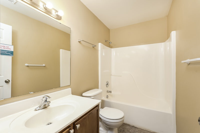 1,650/Mo, 3770 Thornaby Circle Winston-Salem, NC 27107 Bathroom View