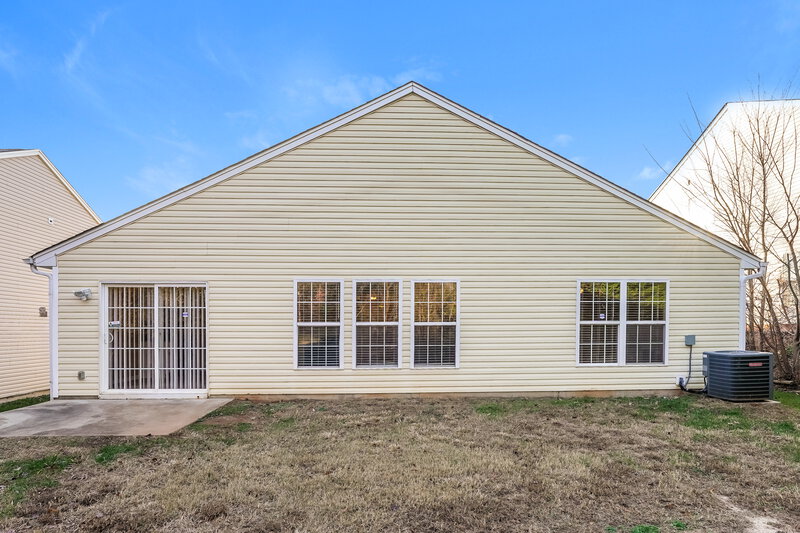 1,650/Mo, 3770 Thornaby Circle Winston-Salem, NC 27107 Rear View