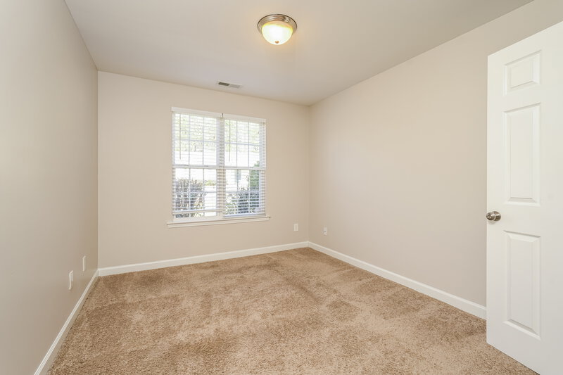 1,610/Mo, 2036 Tea Berry Ct Winston-Salem, NC 27127 Bedroom View