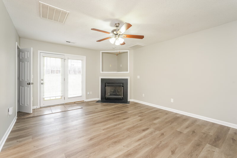 1,700/Mo, 1921 Wheatfield Ct Greensboro, NC 27405 Living Room View