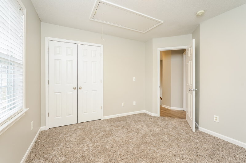 1,700/Mo, 1921 Wheatfield Ct Greensboro, NC 27405 Bedroom View