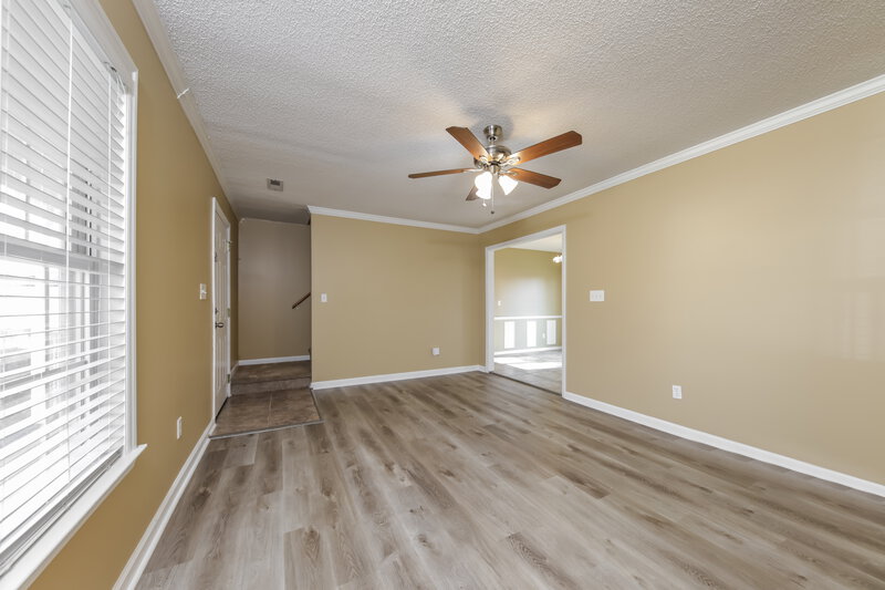 1,460/Mo, 155 Crossfield Ridge Ct Winston-Salem, NC 27127 Living Room View 2