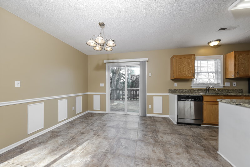 1,460/Mo, 155 Crossfield Ridge Ct Winston-Salem, NC 27127 Dining Room View