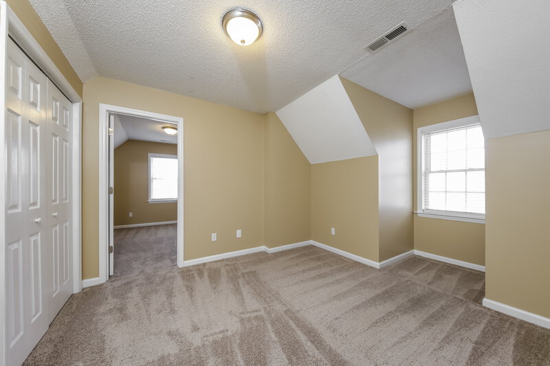 1,460/Mo, 155 Crossfield Ridge Ct Winston-Salem, NC 27127 Bedroom View 3