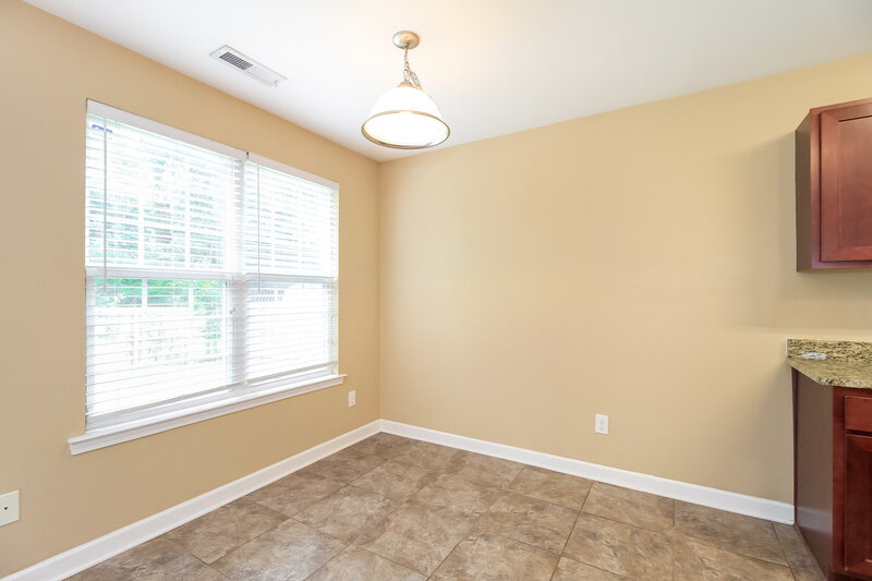 1,710/Mo, 110 Konnoak Village Circle Winston-Salem, NC 27127 Dining Room View