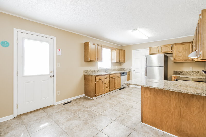 1,485/Mo, 3830 Avera Ave Winston-Salem, NC 27106 Dining Room View