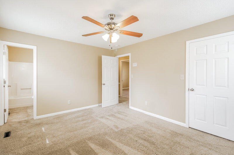 1,485/Mo, 3830 Avera Ave Winston-Salem, NC 27106 Main Bedroom View 2