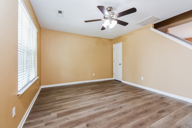 1,780/Mo, 735 Bitting Hall Circle Rural Hall, NC 27045 Living Room View 2