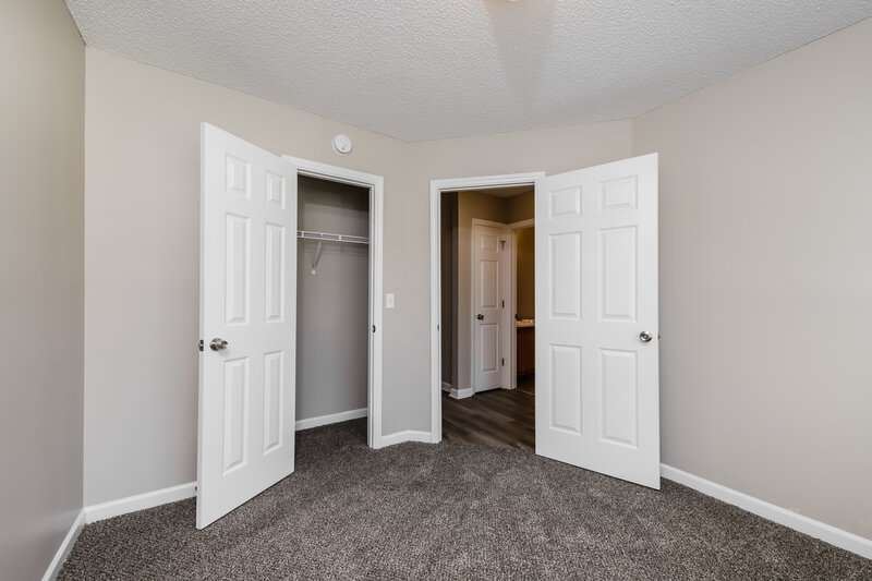 1,495/Mo, 4473 Canaan Place Dr Winston-Salem, NC 27105 Bedroom View