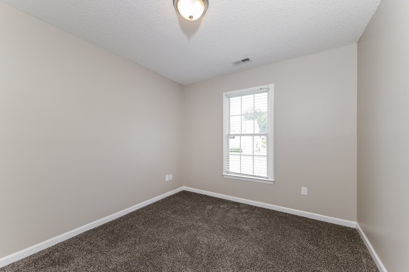 1,495/Mo, 4473 Canaan Place Dr Winston-Salem, NC 27105 Bedroom View 2