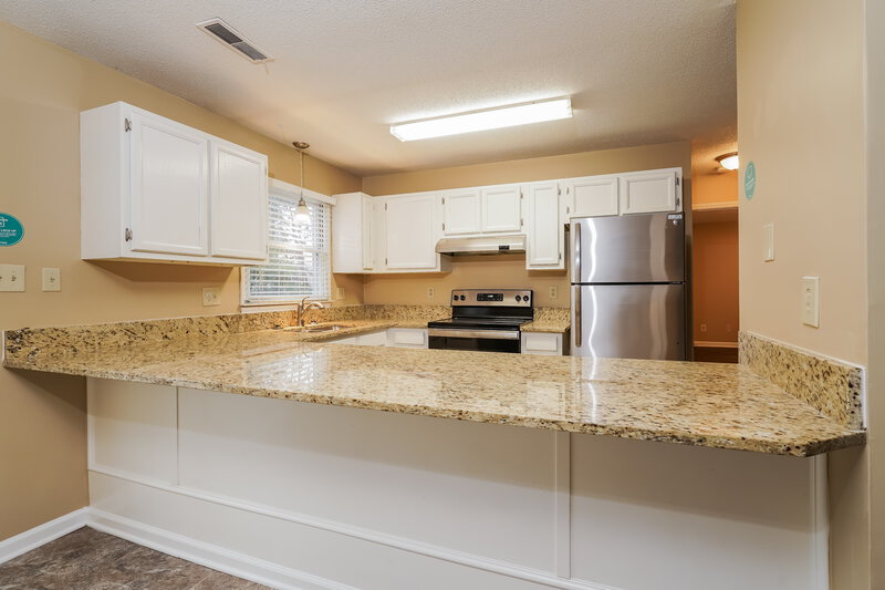 2,430/Mo, 5281 Lukon Ln Winston-Salem, NC 27104 Kitchen View