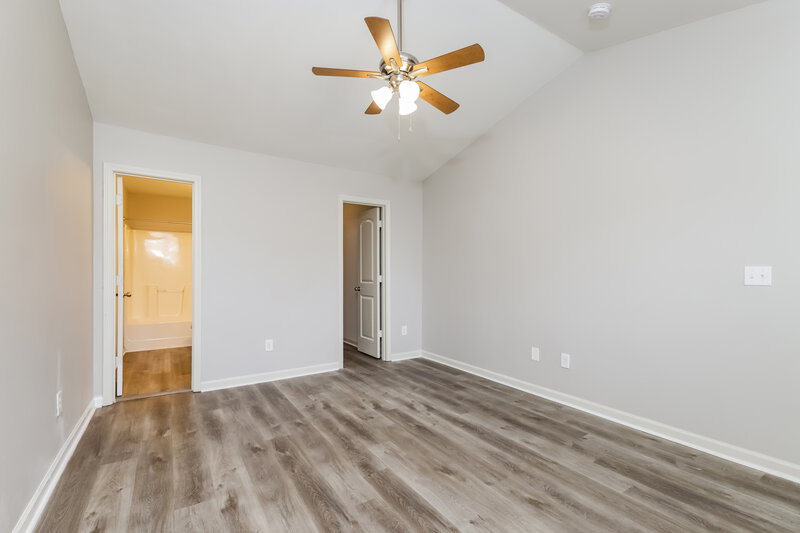 1,570/Mo, 5063 Hogan Point Ct Winston-Salem, NC 27127 Main Bedroom View