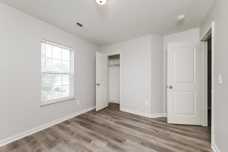 1,570/Mo, 5063 Hogan Point Ct Winston-Salem, NC 27127 Bedroom View 2