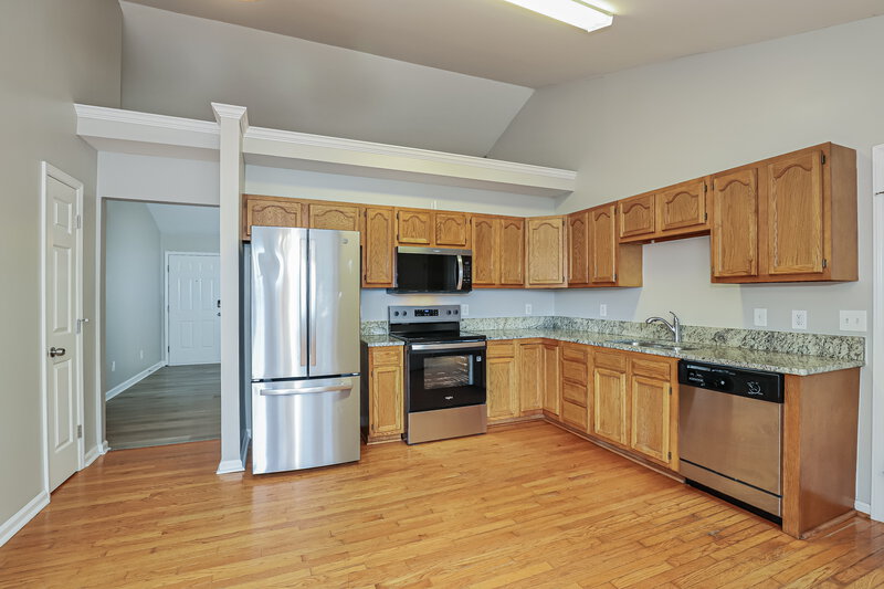 1,825/Mo, 235 Lorraine Dr Winston-Salem, NC 27107 Kitchen View